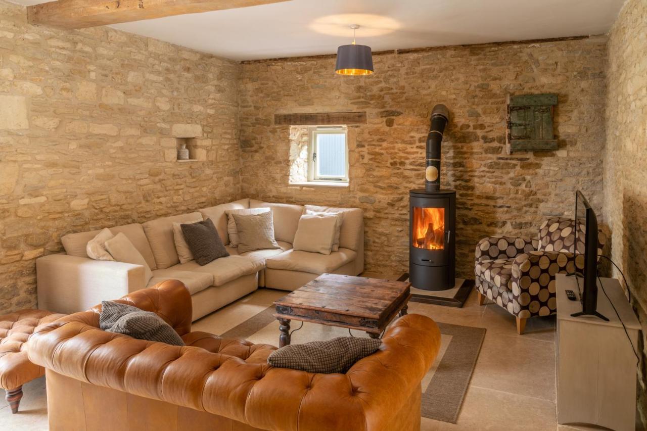 Middle Barn Villa Dyrham Bagian luar foto