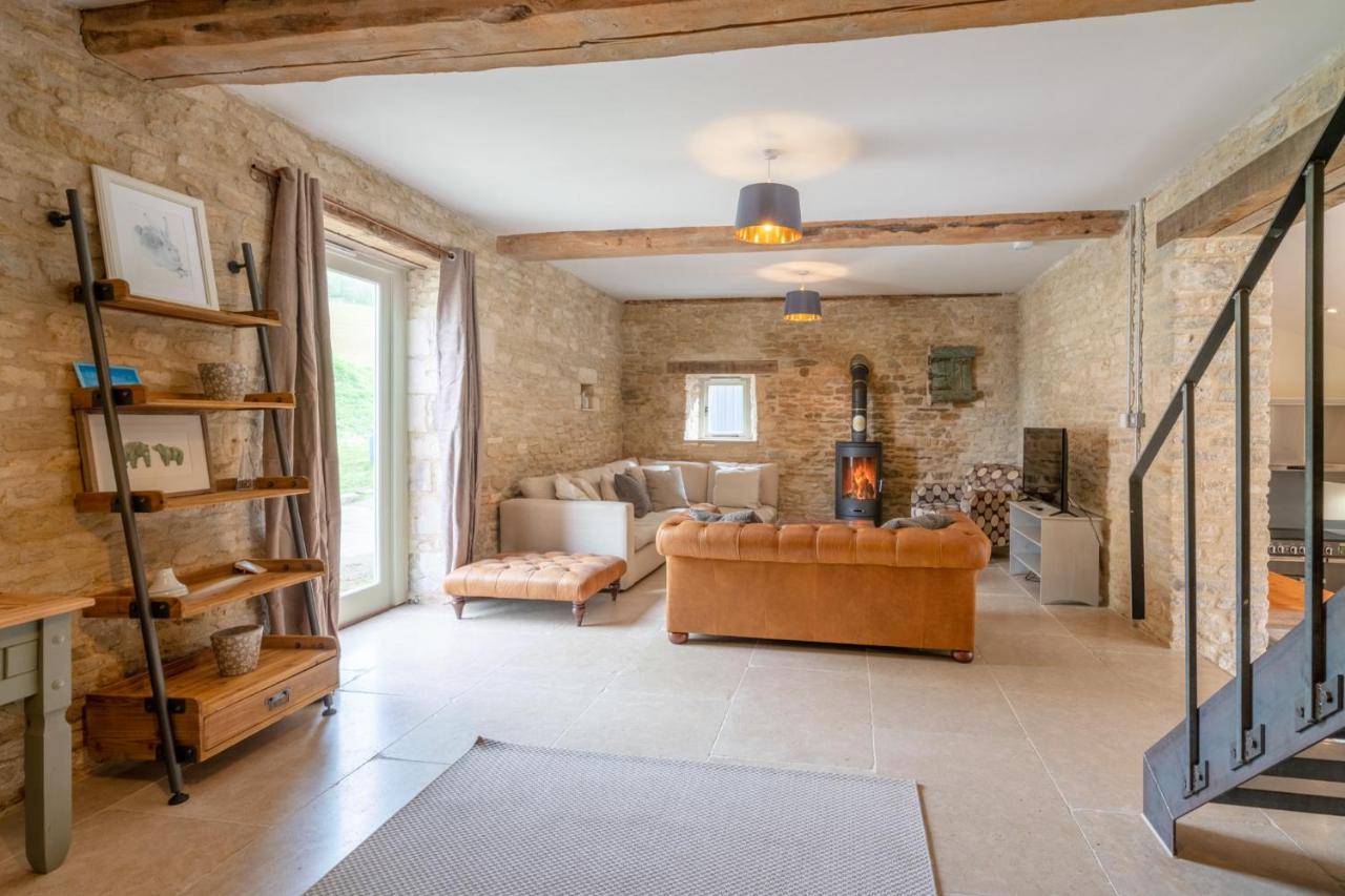 Middle Barn Villa Dyrham Bagian luar foto